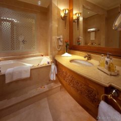 Отель Emirates Palace, Abu Dhabi ОАЭ, Абу-Даби - 2 отзыва об отеле, цены и фото номеров - забронировать отель Emirates Palace, Abu Dhabi онлайн ванная