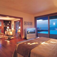 Отель Grand Resort Lagonissi сауна