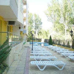 Апартаменты Sofia Apartments in Sunny Residence бассейн фото 2