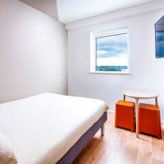 Отель ibis budget Luton Airport комната для гостей