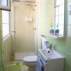 Отель Alfama 3B - Balby's Bed&Breakfast Португалия, Лиссабон - отзывы, цены и фото номеров - забронировать отель Alfama 3B - Balby's Bed&Breakfast онлайн ванная