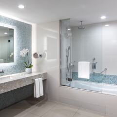 Отель Swissotel Living Al Ghurair Dubai ванная фото 2