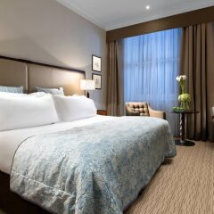 St James Court, A Taj Hotel (Ex.Crowne Plaza) Лондон комната для гостей фото 2