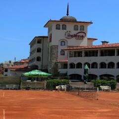 Отель Royal Palace Helena Sands Солнечный берег спортивное сооружение