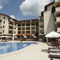 Отель Relax Holiday Complex & Spa бассейн фото 2