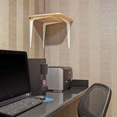 Отель Days Inn by Wyndham Jamaica / JFK Airport интерьер отеля
