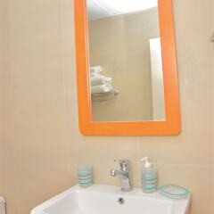 Malom Center Apt 1 in Dakar, Senegal from 76$, photos, reviews - zenhotels.com bathroom