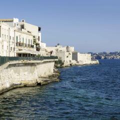 Hotel Mercure Siracusa Сиракуза приотельная территория