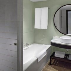Radisson Blu Hotel Bucharest Бухарест ванная фото 2