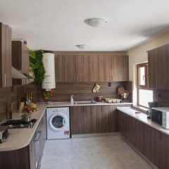 Отель Guest House Balkanski Kat Боженци в номере