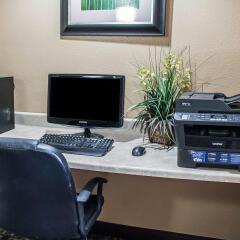 Отель Holiday Inn Express Columbus Downtown интерьер отеля фото 3