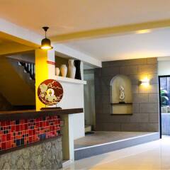 Sharaya Kata Hotel интерьер отеля