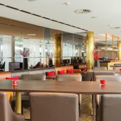 Radisson Blu Media Harbour Hotel, Düsseldorf детские мероприятия фото 2