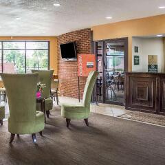 Отель Holiday Inn Express Columbus Downtown США, Колумбус - отзывы, цены и фото номеров - забронировать отель Holiday Inn Express Columbus Downtown онлайн интерьер отеля