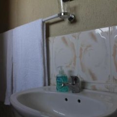 Harmony Bed and Breakfast in Maseru, Lesotho from 82$, photos, reviews - zenhotels.com bathroom