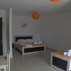 Отель Privé Hotel and Apartment Албания, Ксамил - отзывы, цены и фото номеров - забронировать отель Privé Hotel and Apartment онлайн комната для гостей фото 4