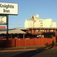 Отель Knights Inn Pendleton США, Адамс - отзывы, цены и фото номеров - забронировать отель Knights Inn Pendleton онлайн городской автобус