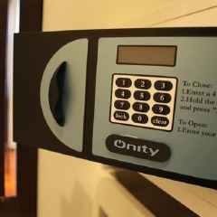 Отель CITICHIC Sukhumvit 13 Bangkok by Compass Hospitality сейф в номере