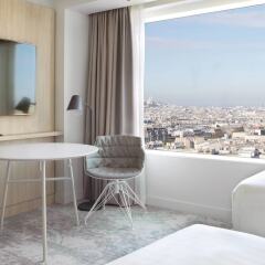 Отель Courtyard by Marriott Paris Gare de Lyon ванная фото 2