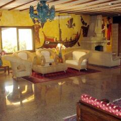 Roman II Boutique Hotel развлечения