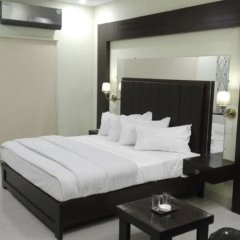 Hotel Royal One Multan in Multan, Pakistan from 73$, photos, reviews - zenhotels.com guestroom photo 5