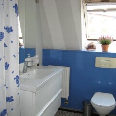Отель Guesthouse Aarhus Дания, Орхус - отзывы, цены и фото номеров - забронировать отель Guesthouse Aarhus онлайн ванная