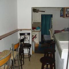 Отель By The Sea Vacation Home And Villa гостиничный бар