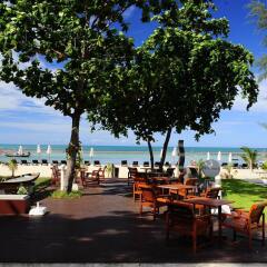 Отель Al's Laemson Resort гостиничный бар