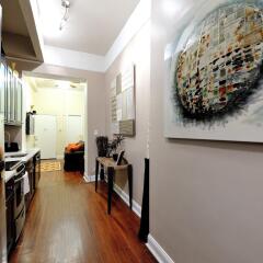 Отель Best of Times Sq 2 bed 1 bath США, Нью-Йорк - отзывы, цены и фото номеров - забронировать отель Best of Times Sq 2 bed 1 bath онлайн интерьер отеля