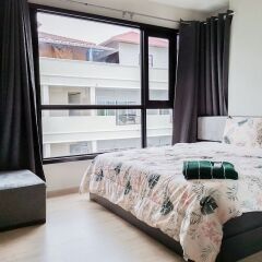Отель The Base Pattaya by Smart Delight Паттайя комната для гостей
