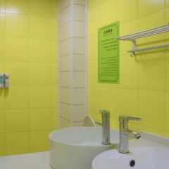 Отель Alley Youth Hostel Китай, Сиань - отзывы, цены и фото номеров - забронировать отель Alley Youth Hostel онлайн ванная