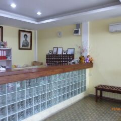 Sri Krungthep Hotel интерьер отеля