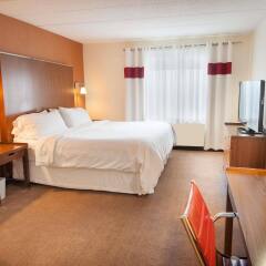 Отель Four Points By Sheraton Columbus - Polaris Колумбус комната для гостей фото 2