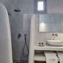Aqua Blue Hotel ванная