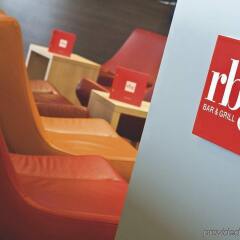Отель Park Inn by Radisson Brussels Midi Бельгия, Брюссель - 5 отзывов об отеле, цены и фото номеров - забронировать отель Park Inn by Radisson Brussels Midi онлайн спа фото 2