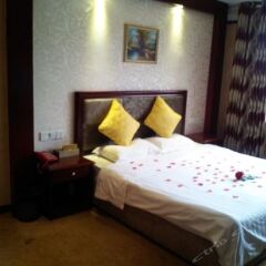 Afu'er Hostel (Rongchang Changzhou Inn) комната для гостей
