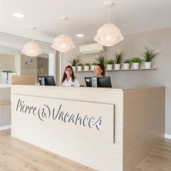 Отель Pierre & Vacances Blanes Playa Испания, Бланес - 2 отзыва об отеле, цены и фото номеров - забронировать отель Pierre & Vacances Blanes Playa онлайн интерьер отеля фото 2