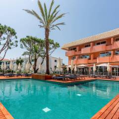 Отель Vilamoura Garden Hotel Португалия, Виламура - отзывы, цены и фото номеров - забронировать отель Vilamoura Garden Hotel онлайн бассейн