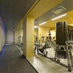 Отель Arli Business And Wellness Бергамо фитнесс-зал