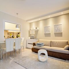 Отель Krucza Central Warsaw Apartment Польша, Варшава - отзывы, цены и фото номеров - забронировать отель Krucza Central Warsaw Apartment онлайн комната для гостей фото 5