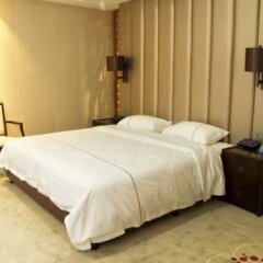 Boheng Classic Hotel сейф в номере