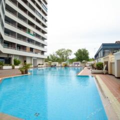 Отель Angket Hip Residence Таиланд, Паттайя - 1 отзыв об отеле, цены и фото номеров - забронировать отель Angket Hip Residence онлайн бассейн фото 4