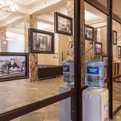 Гостиница Большой Урал в Екатеринбурге 10 отзывов об отеле, цены и фото номеров - забронировать гостиницу Большой Урал онлайн Екатеринбург интерьер отеля фото 3