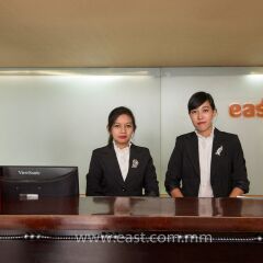 East Hotel интерьер отеля