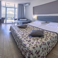 Отель Luna Hotel Болгария, Золотые пески - 1 отзыв об отеле, цены и фото номеров - забронировать отель Luna Hotel онлайн комната для гостей фото 3