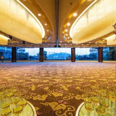Отель Wyndham Grand Plaza Royale Hangzhou
