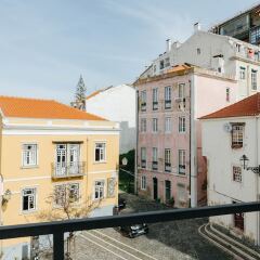 Апартаменты Rent4Rest Mouraria Lisbon Apartments балкон