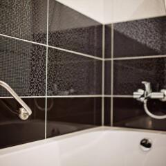Отель E-Apartamenty MTP Польша, Познань - отзывы, цены и фото номеров - забронировать отель E-Apartamenty MTP онлайн ванная фото 2