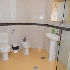Peniche Beach House - Hostel ванная