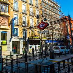 Отель Hostal Montaloya